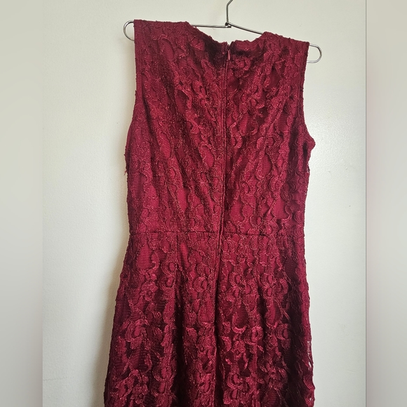 Enfocus Studio Size 4, Burgundy/ Deep Red Formal Dress, Long Dress - Picture 7 of 7